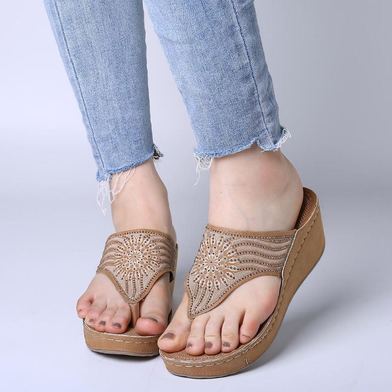 Naisten Boheemi Tekojalokivi Kevyt Clip Toe Summer Beach Wedge Platform Sandaalit