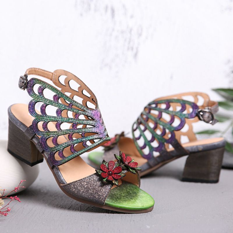 Naisten Nahkaiset Kukat Leikkaukset Butterfly Wings Solki Slingback Block Heel Sandaalit