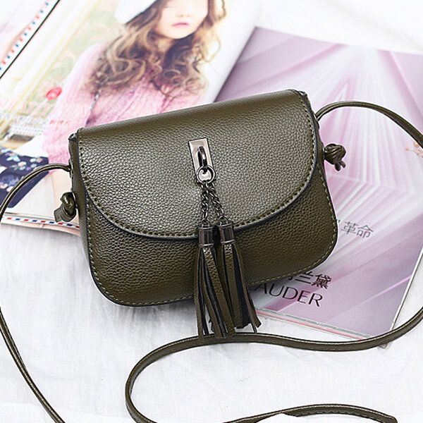 Naisten Vintage Solid Tupsu Crossbody Bag Vapaa-ajan Olkalaukku