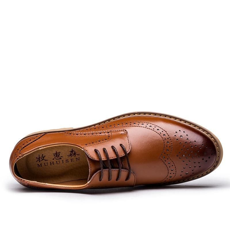 Miesten Aitoa Nahkaa Brogue Veistetty Business Casual Oxfords