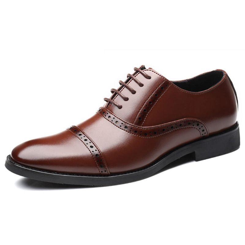 Miesten Brogue Carved Casual Business Oxfords -mekkokengät